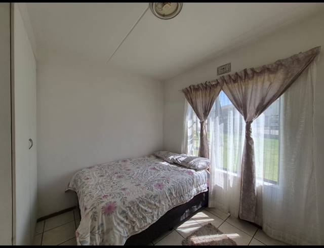 1 BEDROOM APARTMENT FOR SALE IN PARKRAND